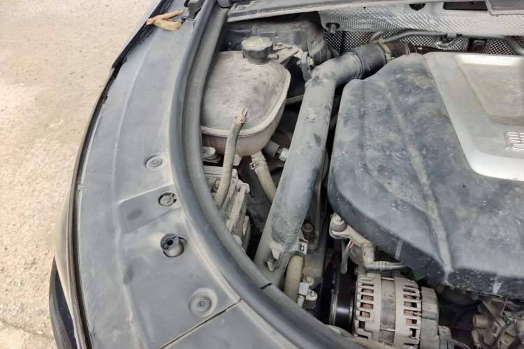 Used BYD Tang 2021 2.0T Automatic Flagship Edition Engine Bay Right