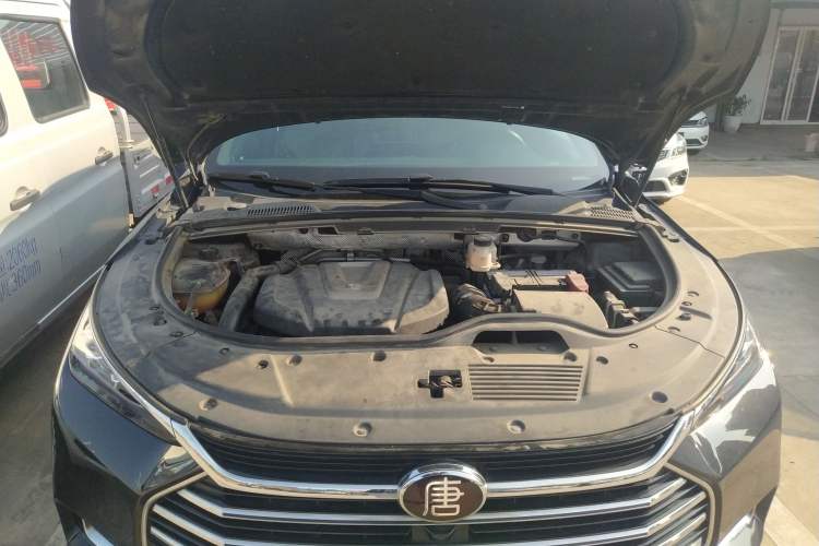 Used BYD Tang 2021 2.0T Automatic Flagship Edition Engine Bay