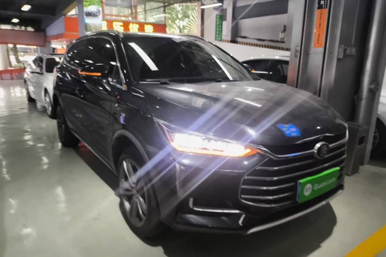 Used BYD Tang 2021 2.0T Automatic Flagship Edition Front Right 45 Deg