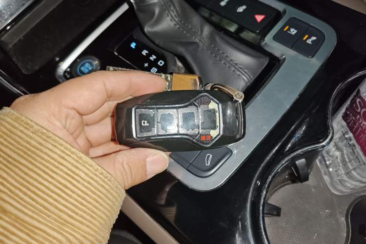 Used BYD Tang 2021 2.0T Automatic Flagship Edition Interior 1