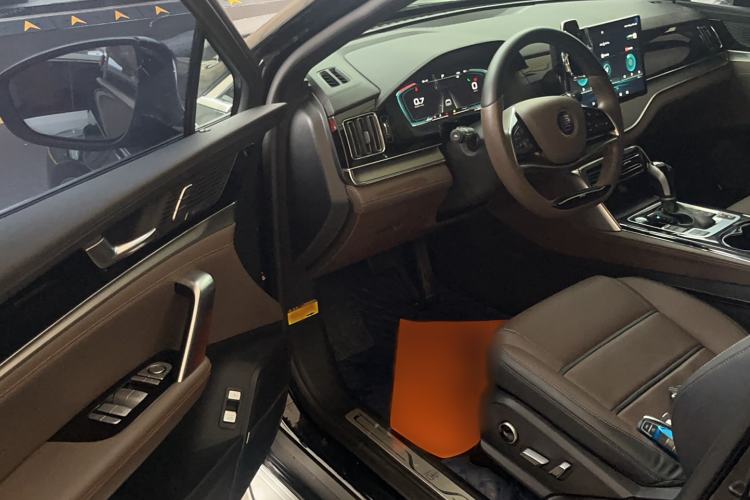 Used BYD Tang 2021 2.0T Automatic Flagship Edition Interior 2