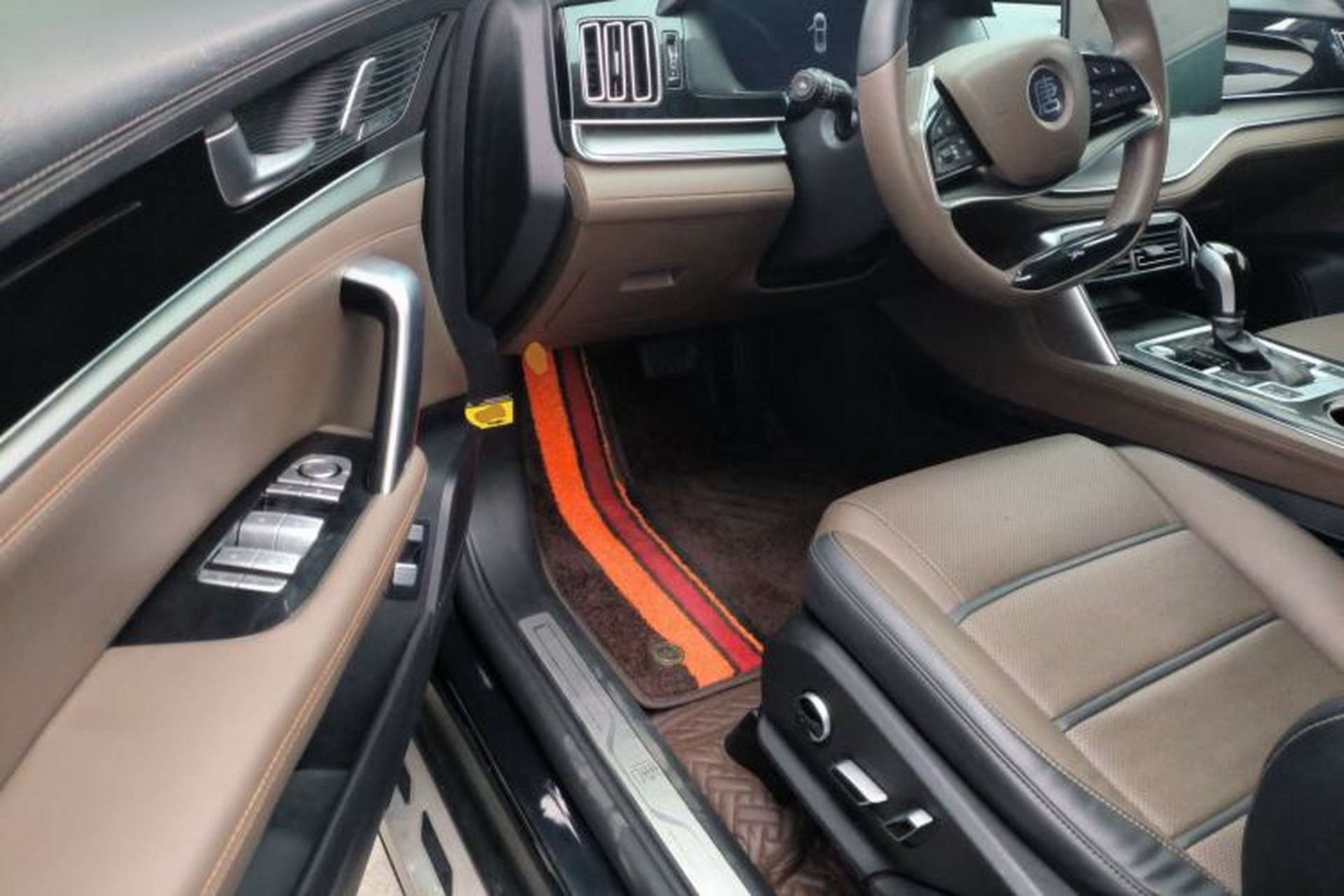Used BYD Tang 2021 2.0T Automatic Flagship Edition Interior 3