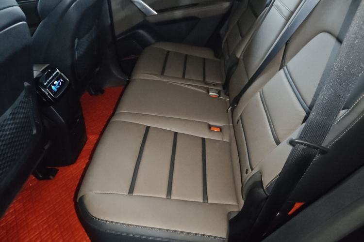 Used BYD Tang 2021 2.0T Automatic Flagship Edition Interior 4