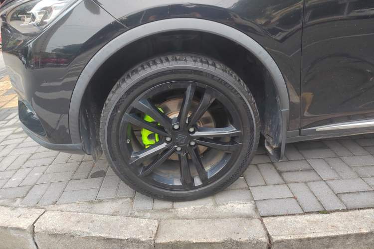 Used BYD Tang 2021 2.0T Automatic Flagship Edition Left Front Wheel Hub