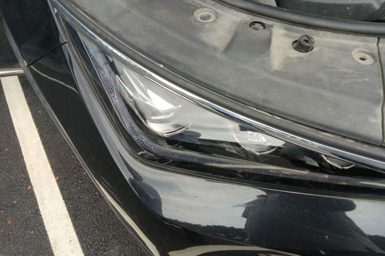 Used BYD Tang 2021 2.0T Automatic Flagship Edition Right Front Headlight