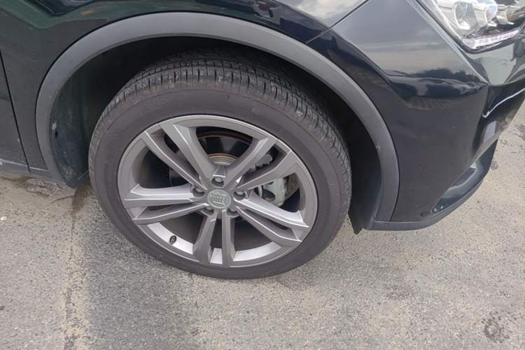 Used BYD Tang 2021 2.0T Automatic Flagship Edition Right Front Wheel Hub