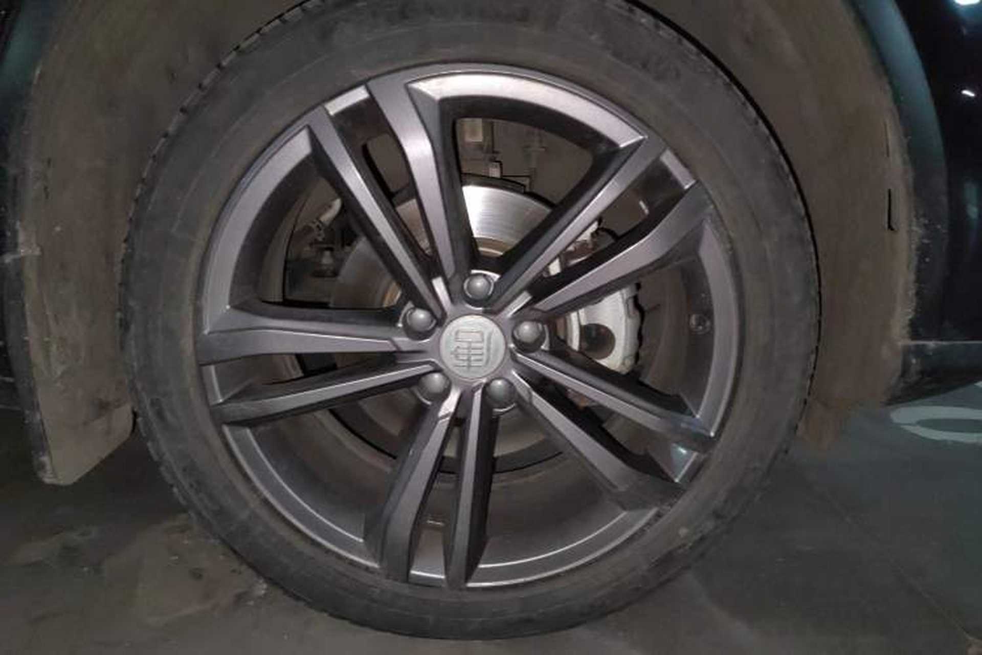 Used BYD Tang 2021 2.0T Automatic Flagship Edition Right Front Wheel Hub