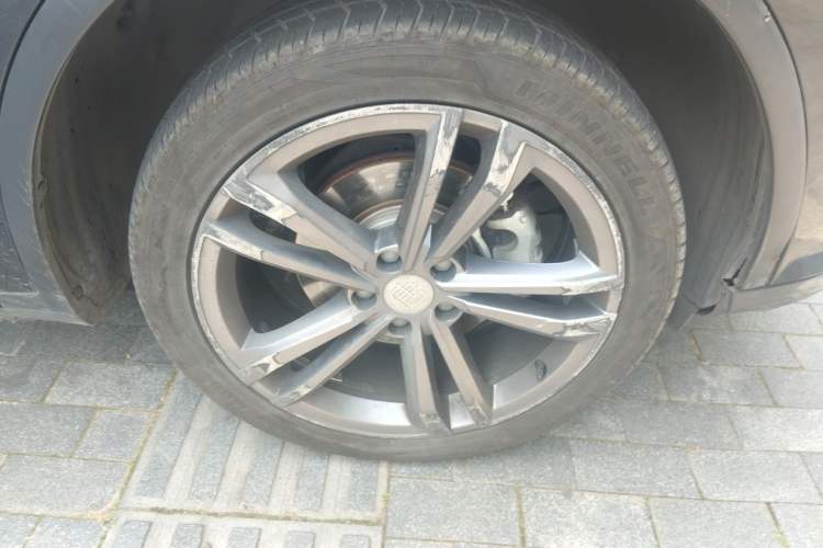 Used BYD Tang 2021 2.0T Automatic Flagship Edition Right Front Wheel Hub