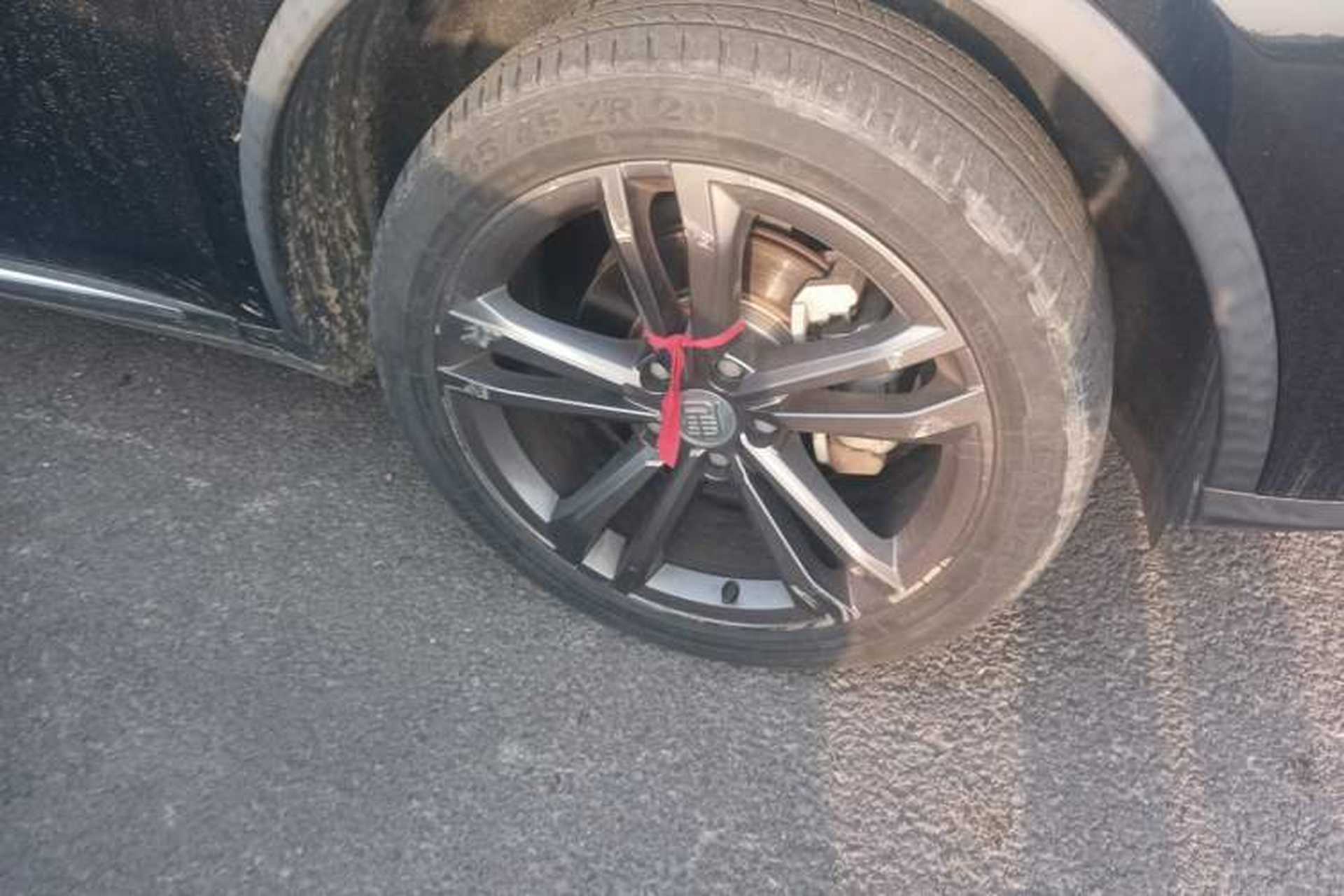 Used BYD Tang 2021 2.0T Automatic Flagship Edition Right Front Wheel Hub