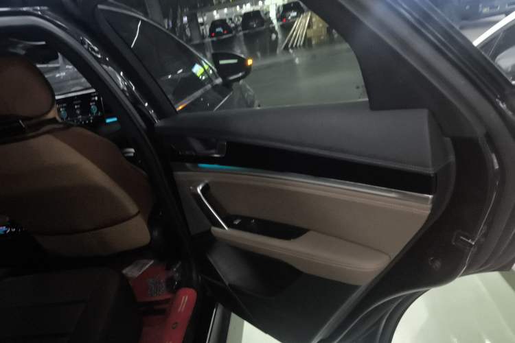 Used BYD Tang 2021 2.0T Automatic Flagship Edition Right Rear Door Interior