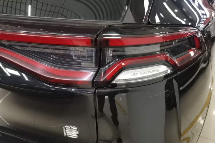 Used BYD Tang 2021 2.0T Automatic Flagship Edition Right Rear Taillight
