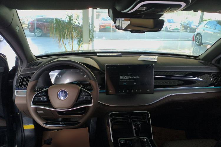 Used BYD Tang 2021 2.0T Automatic Flagship Edition Center Console