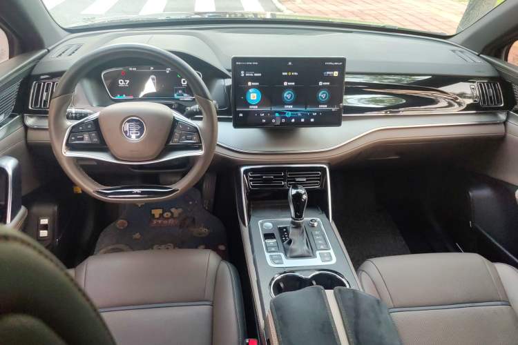Used BYD Tang 2021 2.0T Automatic Flagship Edition Center Console