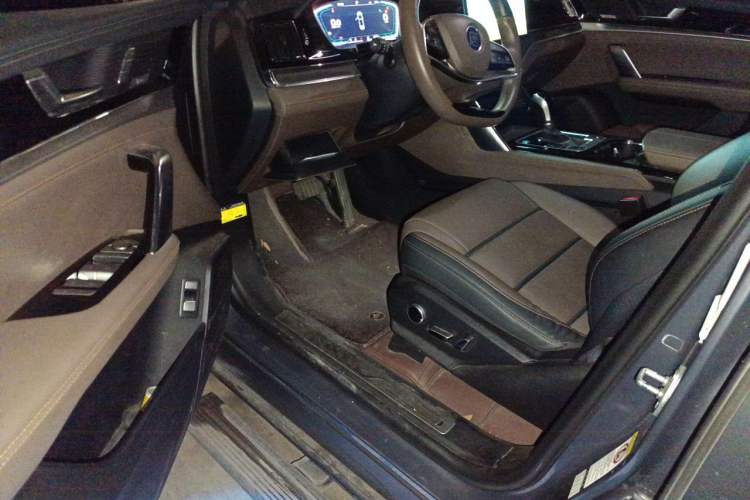 Used BYD Tang 2021 2.0T Automatic Flagship Edition Driver Seat