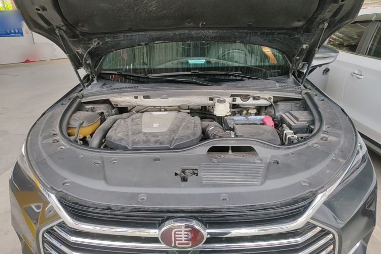 Used BYD Tang 2021 2.0T Automatic Flagship Edition Engine Bay