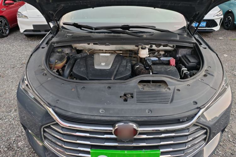 Used BYD Tang 2021 2.0T Automatic Flagship Edition Engine Bay