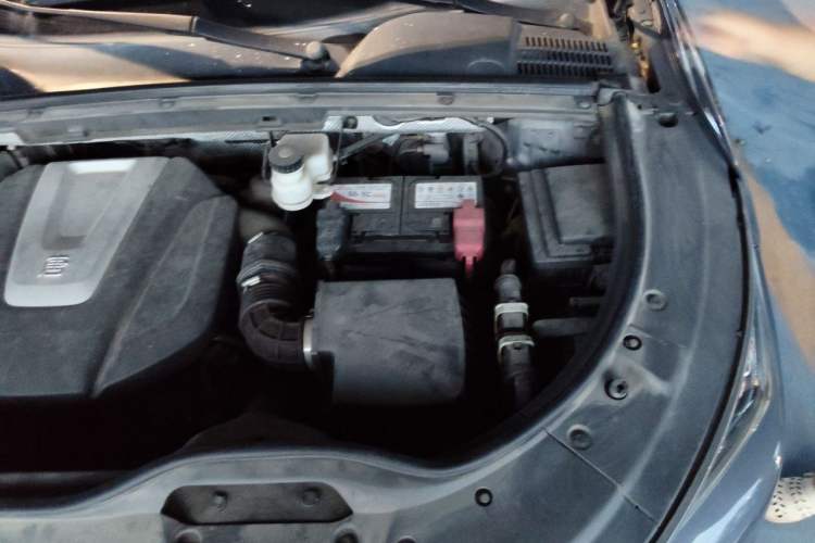 Used BYD Tang 2021 2.0T Automatic Flagship Edition Engine Bay Left