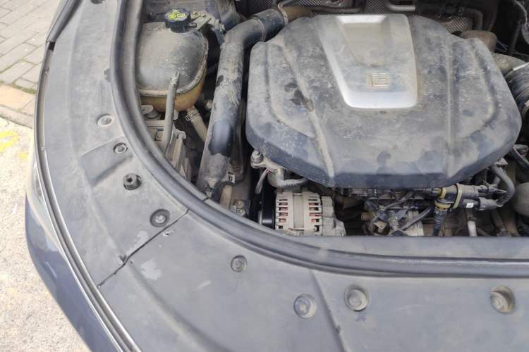 Used BYD Tang 2021 2.0T Automatic Flagship Edition Engine Bay Right
