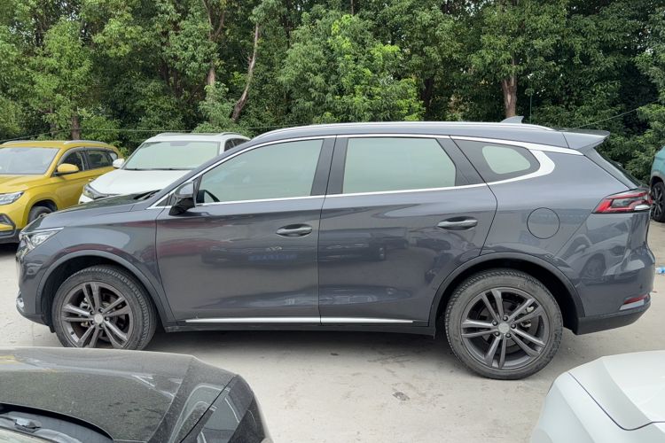 Used BYD Tang 2021 2.0T Automatic Flagship Edition Exterior 5