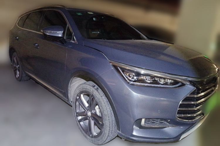Used BYD Tang 2021 2.0T Automatic Flagship Edition Front Right 45 Deg