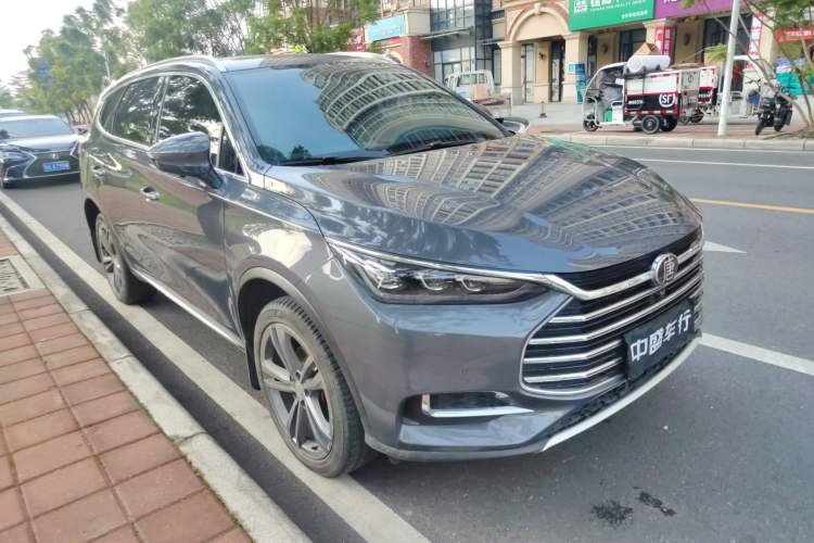 Used BYD Tang 2021 2.0T Automatic Flagship Edition Front Right 45 Deg