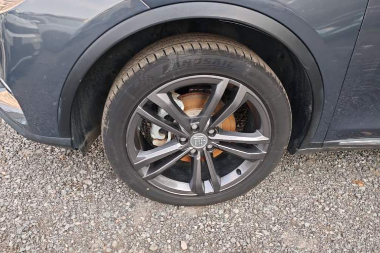 Used BYD Tang 2021 2.0T Automatic Flagship Edition Left Front Wheel Hub