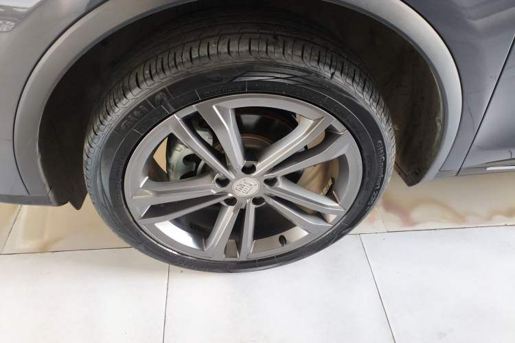 Used BYD Tang 2021 2.0T Automatic Flagship Edition Left Front Wheel Hub