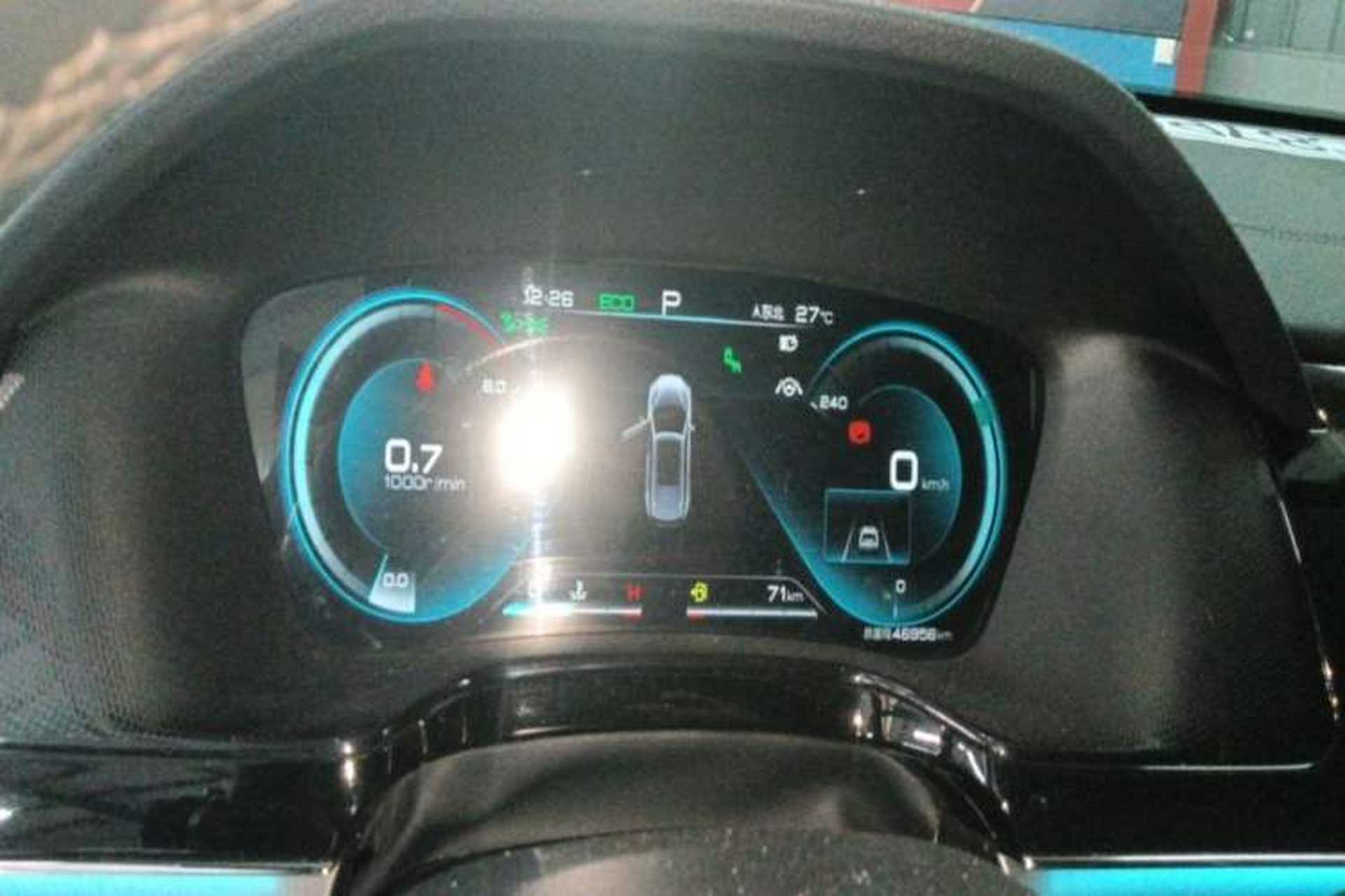 Used BYD Tang 2021 2.0T Automatic Flagship Edition Odometer Close Up