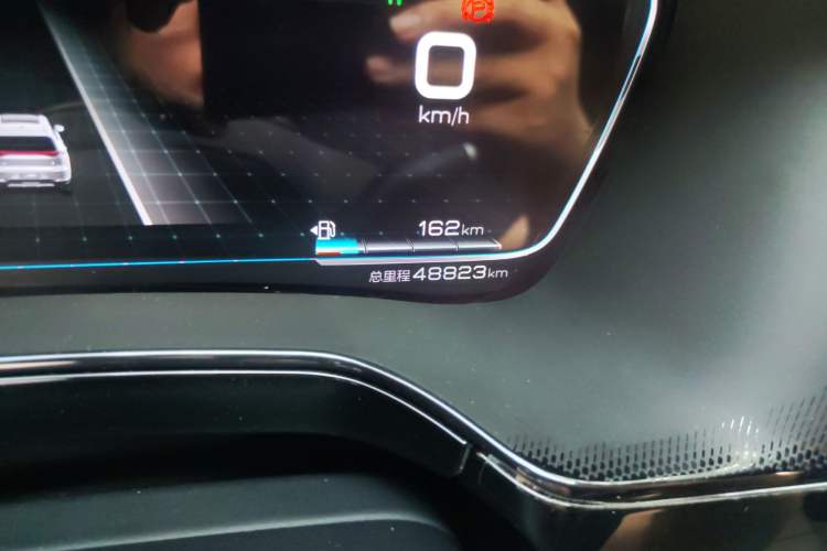Used BYD Tang 2021 2.0T Automatic Flagship Edition Odometer Close Up
