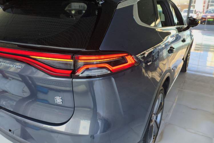 Used BYD Tang 2021 2.0T Automatic Flagship Edition Right Rear Taillight