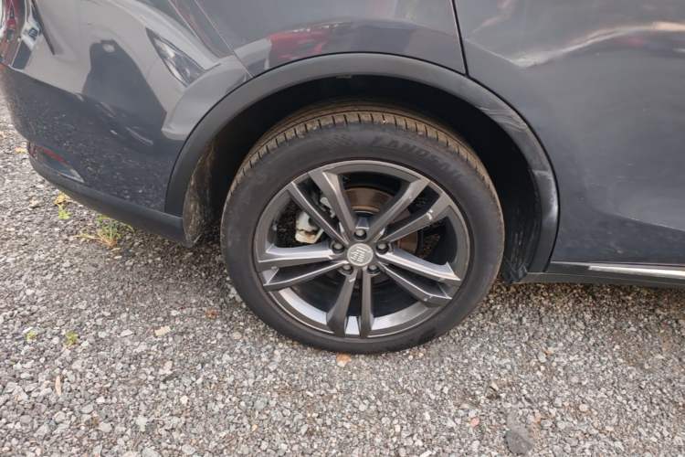 Used BYD Tang 2021 2.0T Automatic Flagship Edition Right Rear Wheel Hub