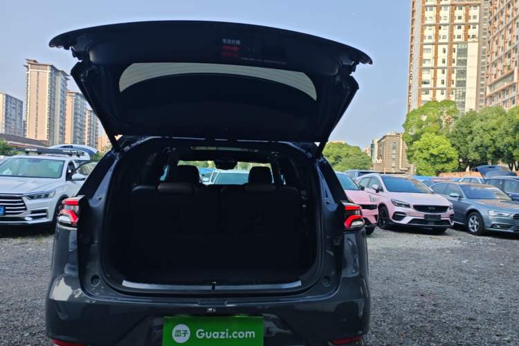 Used BYD Tang 2021 2.0T Automatic Flagship Edition Trunk