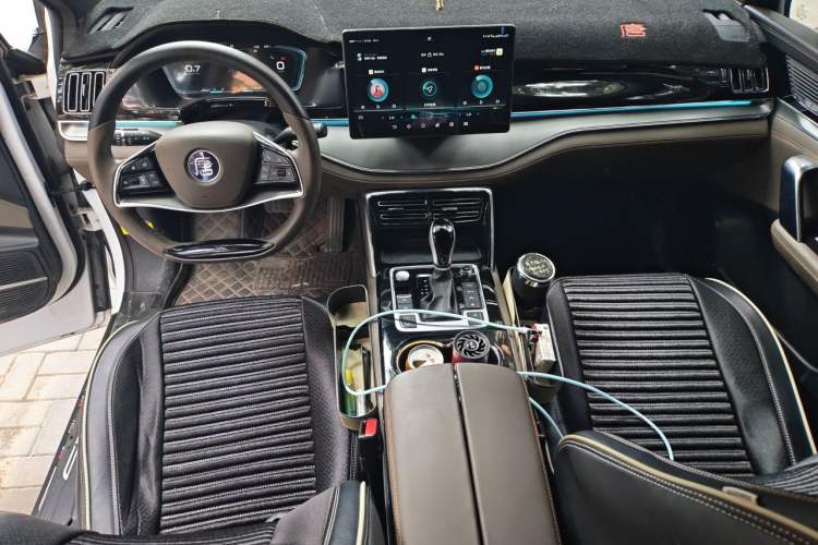 Used BYD Tang 2021 2.0T Automatic Flagship Edition Center Console