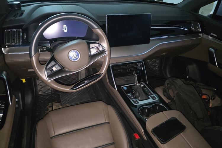 Used BYD Tang 2021 2.0T Automatic Flagship Edition Center Console