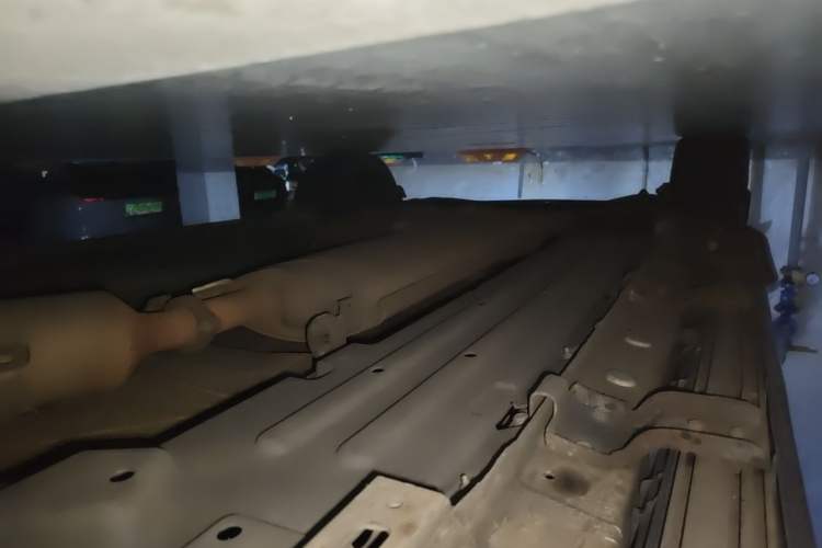 Used BYD Tang 2021 2.0T Automatic Flagship Edition Chassis Front Right