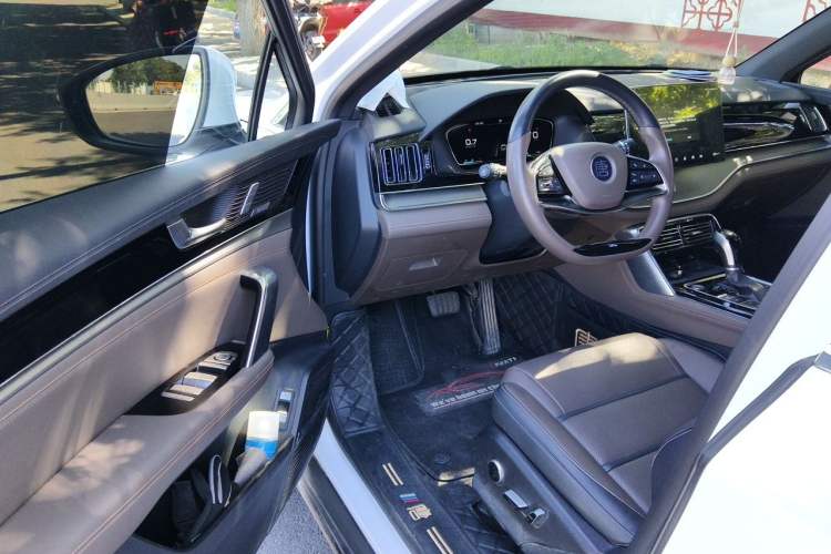 Used BYD Tang 2021 2.0T Automatic Flagship Edition Driver Seat