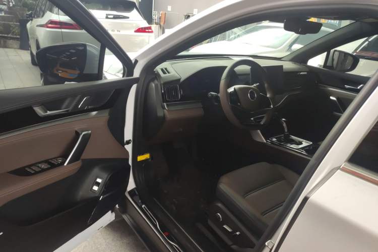 Used BYD Tang 2021 2.0T Automatic Flagship Edition Driver Seat