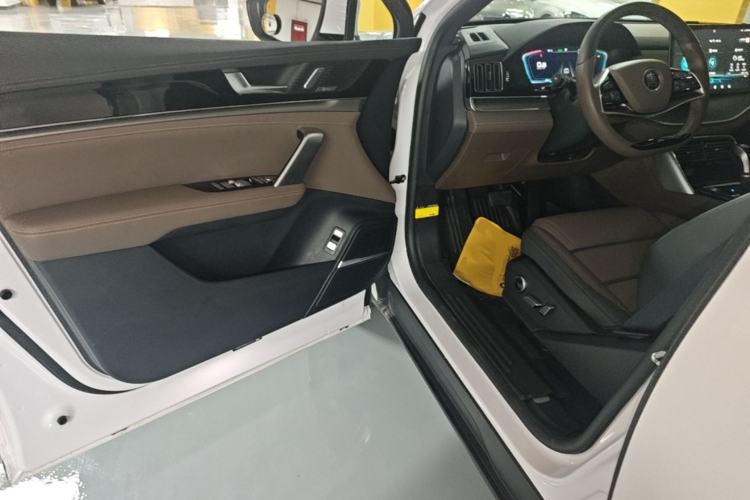 Used BYD Tang 2021 2.0T Automatic Flagship Edition Driver Seat
