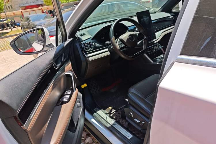 Used BYD Tang 2021 2.0T Automatic Flagship Edition Driver Seat