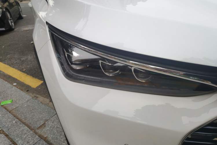 Used BYD Tang 2021 2.0T Automatic Flagship Edition Exterior 6