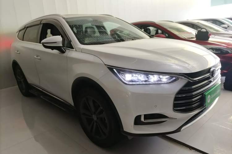 Used BYD Tang 2021 2.0T Automatic Flagship Edition Front Right 45 Deg