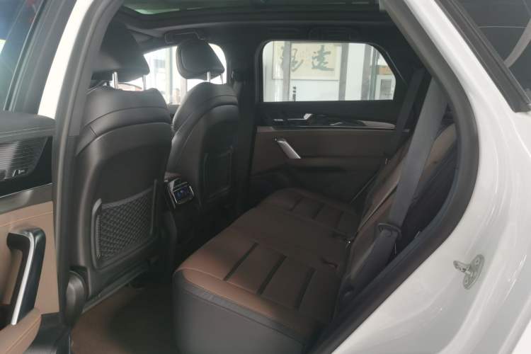 Used BYD Tang 2021 2.0T Automatic Flagship Edition Interior 1