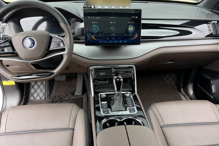 Used BYD Tang 2021 2.0T Automatic Flagship Edition Interior 2