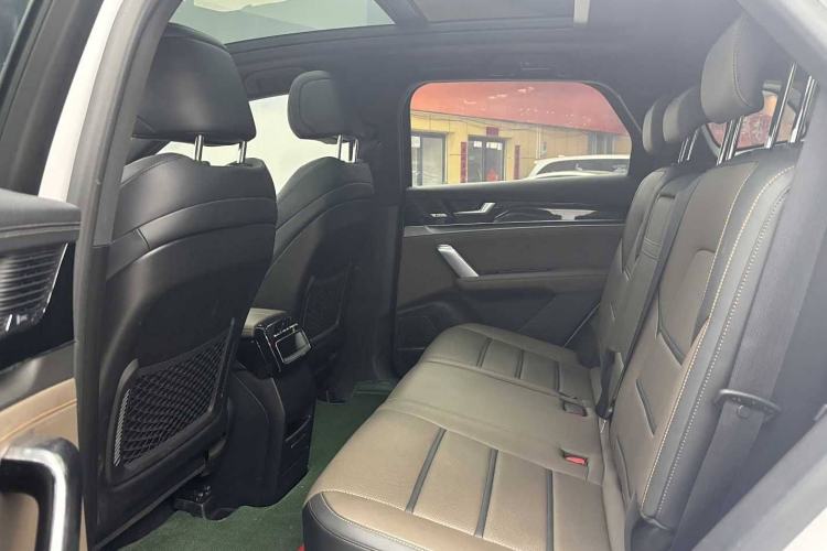 Used BYD Tang 2021 2.0T Automatic Flagship Edition Interior 3