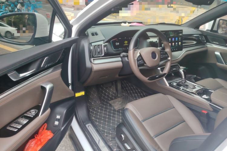 Used BYD Tang 2021 2.0T Automatic Flagship Edition Interior 3