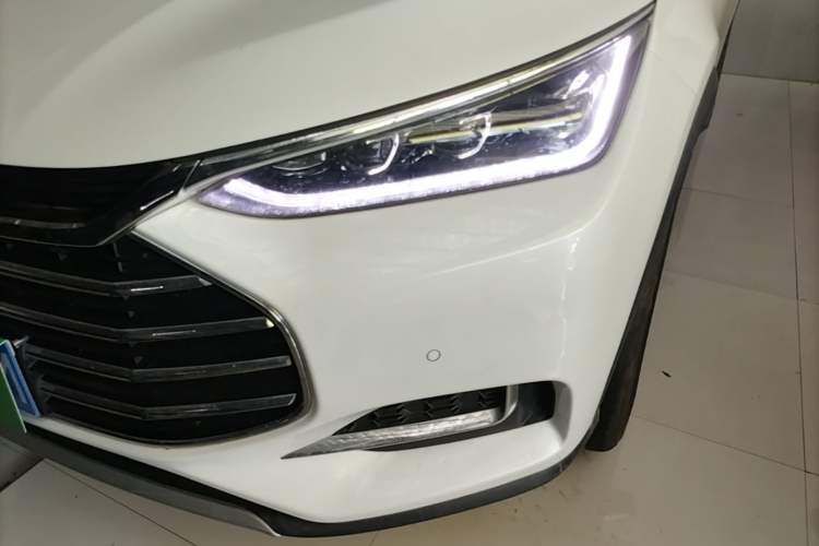 Used BYD Tang 2021 2.0T Automatic Flagship Edition Left Front Headlight