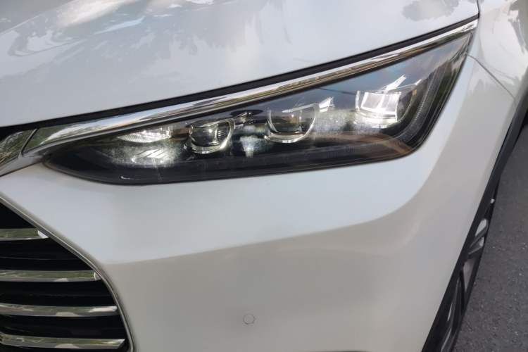 Used BYD Tang 2021 2.0T Automatic Flagship Edition Left Front Headlight