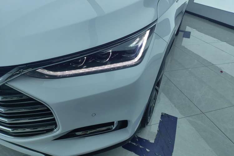 Used BYD Tang 2021 2.0T Automatic Flagship Edition Left Front Headlight
