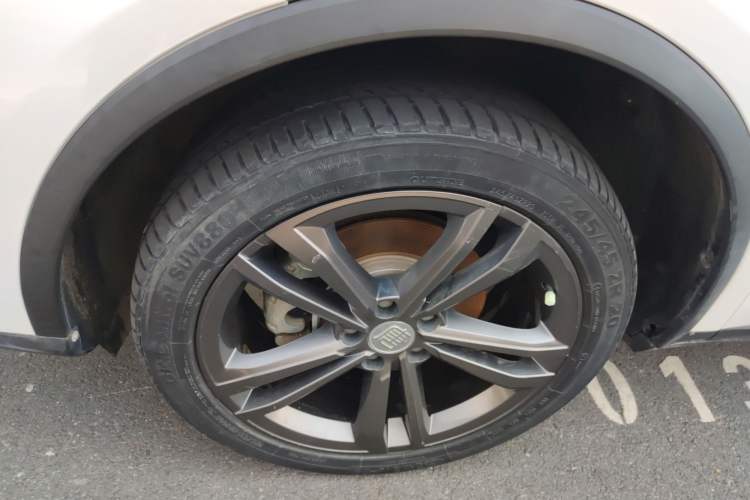 Used BYD Tang 2021 2.0T Automatic Flagship Edition Left Front Wheel Hub