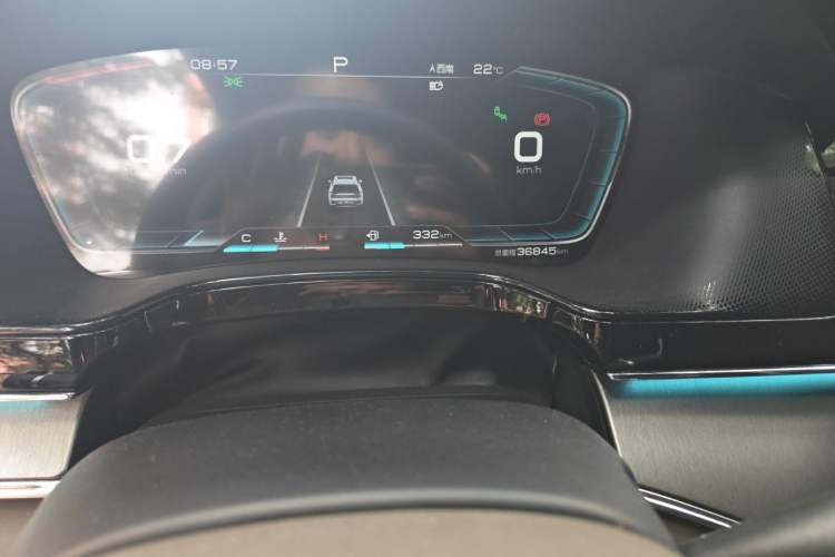 Used BYD Tang 2021 2.0T Automatic Flagship Edition Odometer Close Up